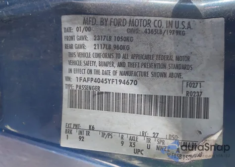 2000 Ford Mustang из США, поврежденный, VIN 1FAFP4045YF194670